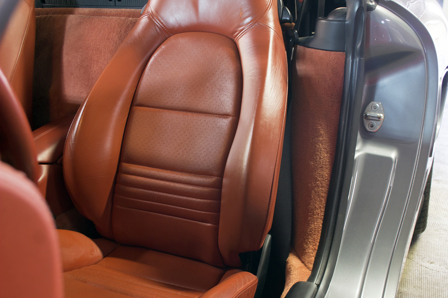Brown Porsche Boxster leather seat